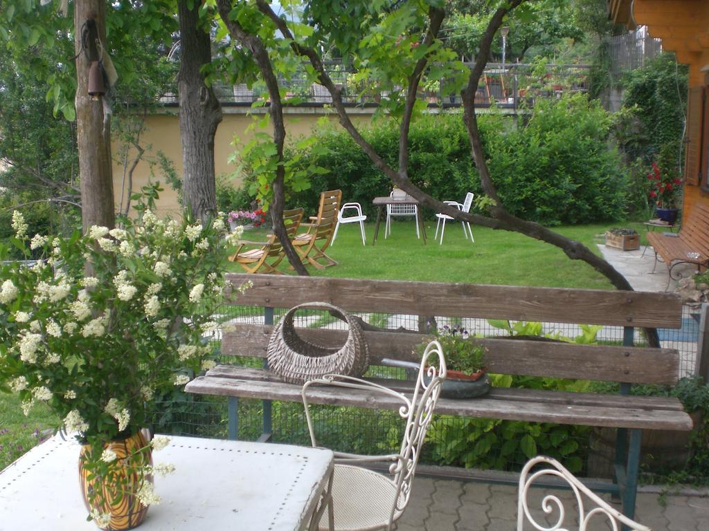 Pera Rionda Bed and Breakfast Caprie Buitenkant foto