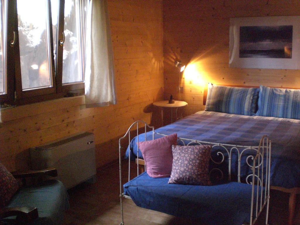 Pera Rionda Bed and Breakfast Caprie Buitenkant foto